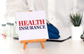 家庭责任如何通过保险体现？