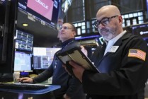 早盘：美股继续上扬 道指上涨近千点