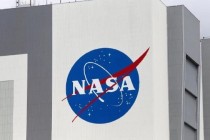 NASA宇航员即将开启绕月之旅 人类时隔半个世纪重返月球周边