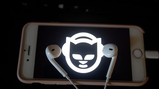 Napster在25年前开创了音乐共享先河，如今以2.07亿美元被收购  第1张