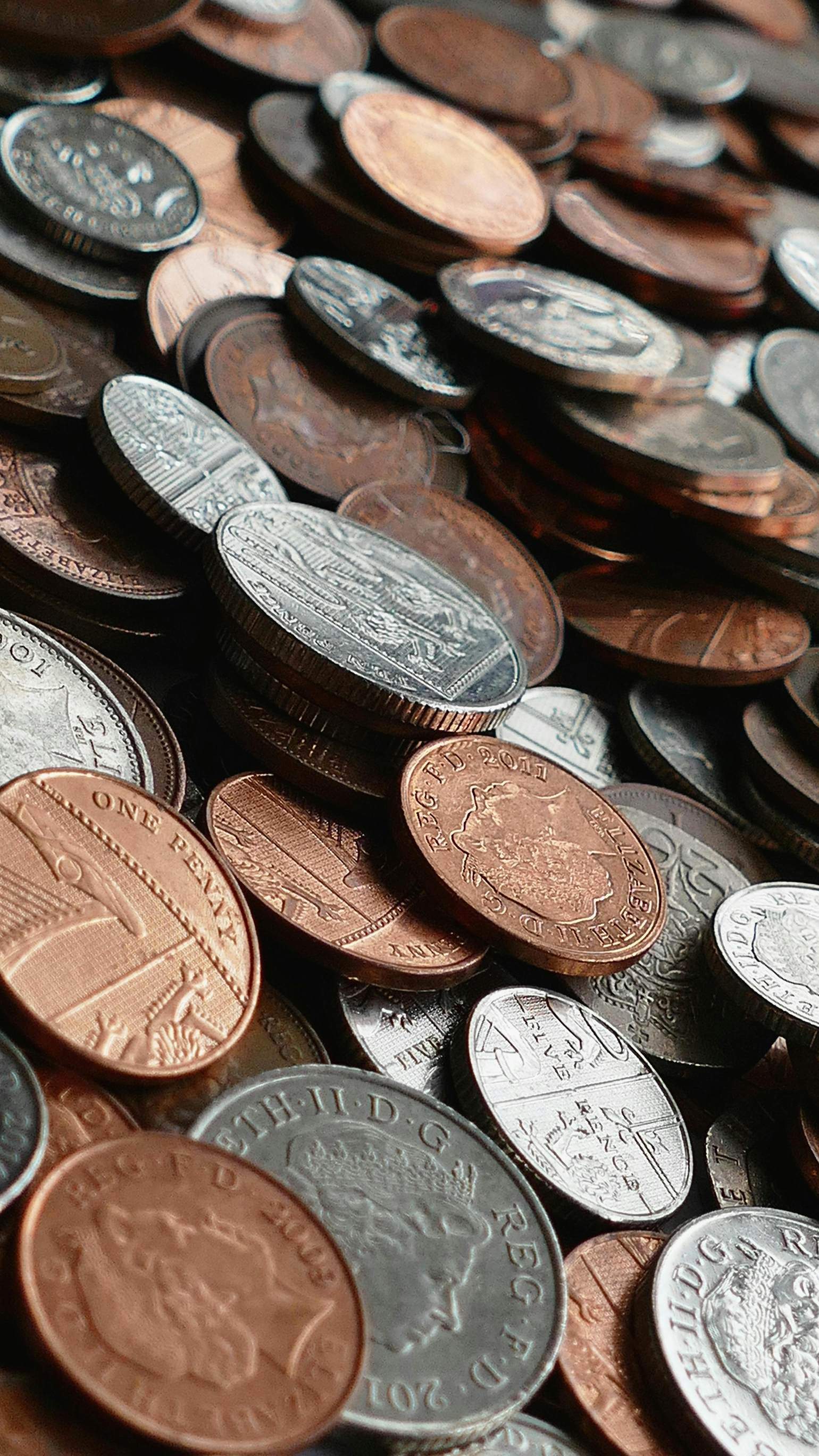 如何洞察黄金市场的价格波动情况?这种价格波动情况如何影响投资策略? 第1张 如何洞察黄金市场的价格波动情况?这种价格波动情况如何影响投资策略? 第1张
