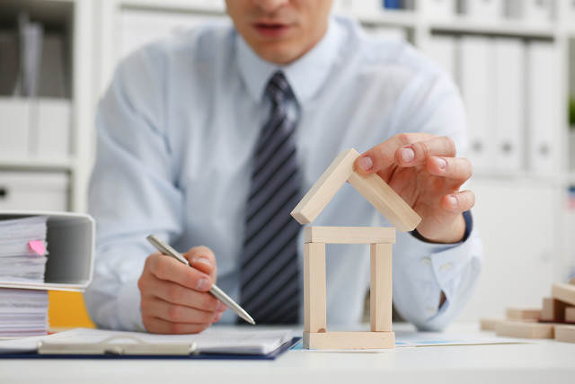 如何看待国内房地产行业的现状?这种现状对市场有哪些影响? 第1张 如何看待国内房地产行业的现状?这种现状对市场有哪些影响? 第1张