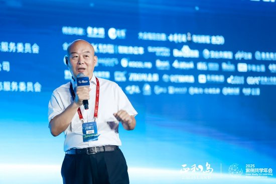 正和岛刘东华:不要做任何一种“三季人”,活在当下要打开内心的能见度 第1张 正和岛刘东华:不要做任何一种“三季人”,活在当下要打开内心的能见度 第1张