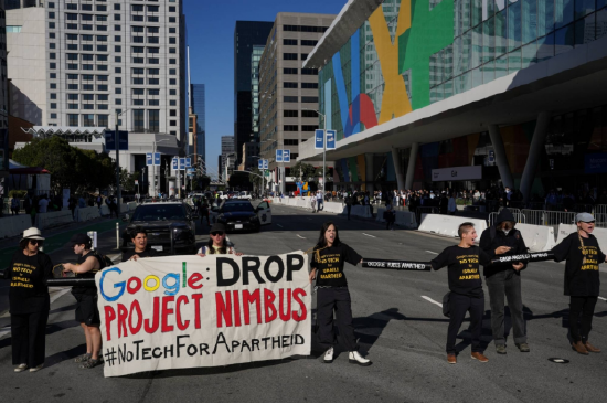 谄媚、献金、说谎？中东战争，美国这对AI宿敌彻底撕破了脸？｜硅谷观察  第8张